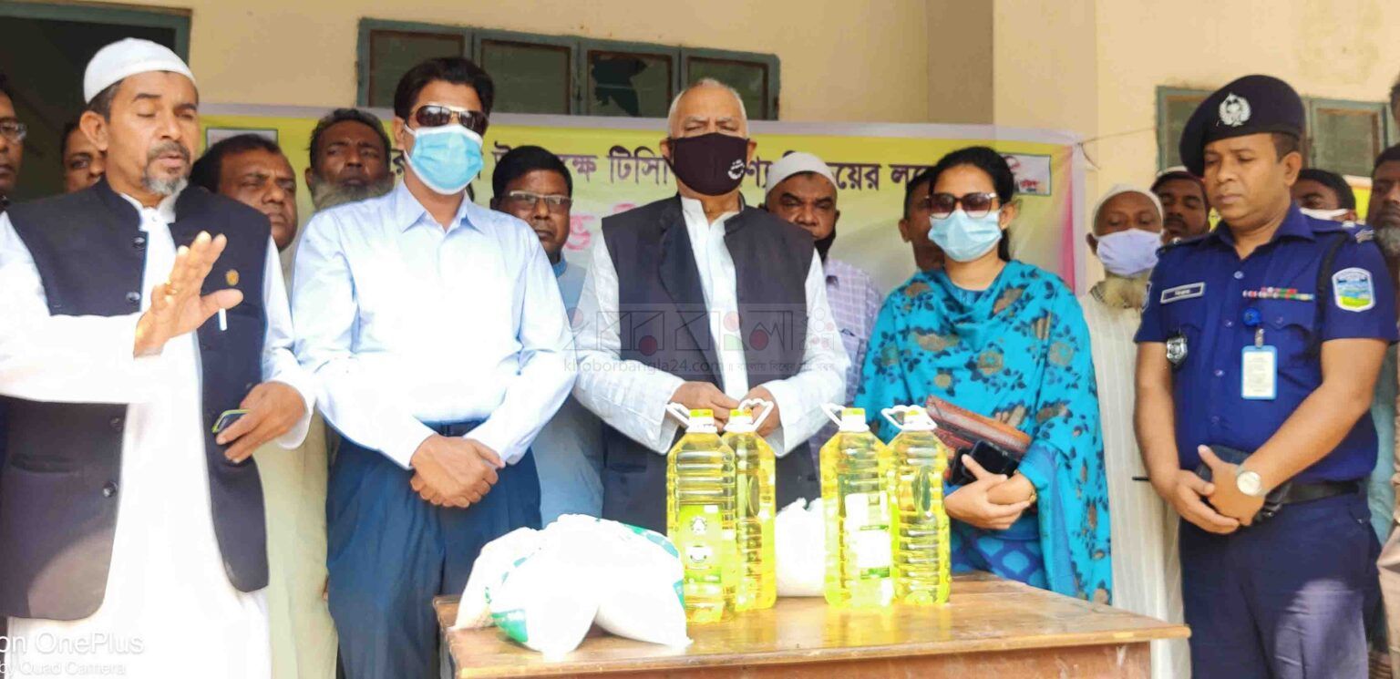 শ্রীবরদীতে টিসিবির পণ্য বিক্রি উদ্বোধন করলেন ইঞ্জিনিয়ার ফজলুল হক এমপি 